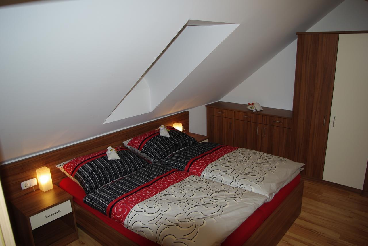 Langs Wirtshaus Sankt Ulrich im Mühlkreis Quarto foto